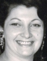 Unidentified Person 82863828