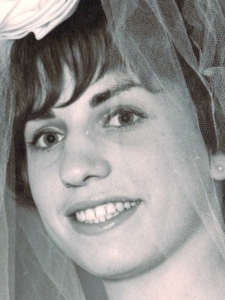 Unidentified Person 82863558