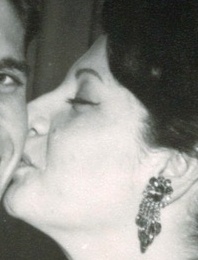 Unidentified Person 82863752