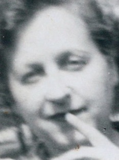 Unidentified Person 82863768