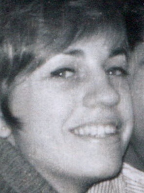 Unidentified Person 82863747