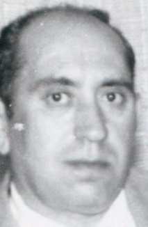 Unidentified Person 82863804