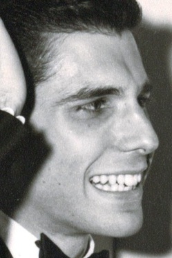 Unidentified Person 82863689