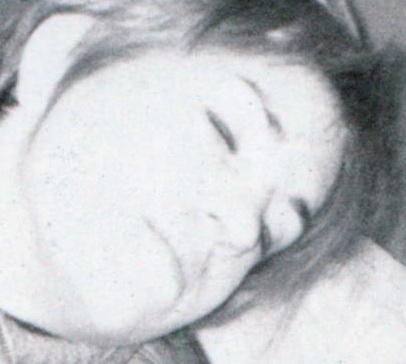 Unidentified Person 82863553