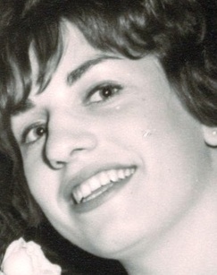 Unidentified Person 82863642