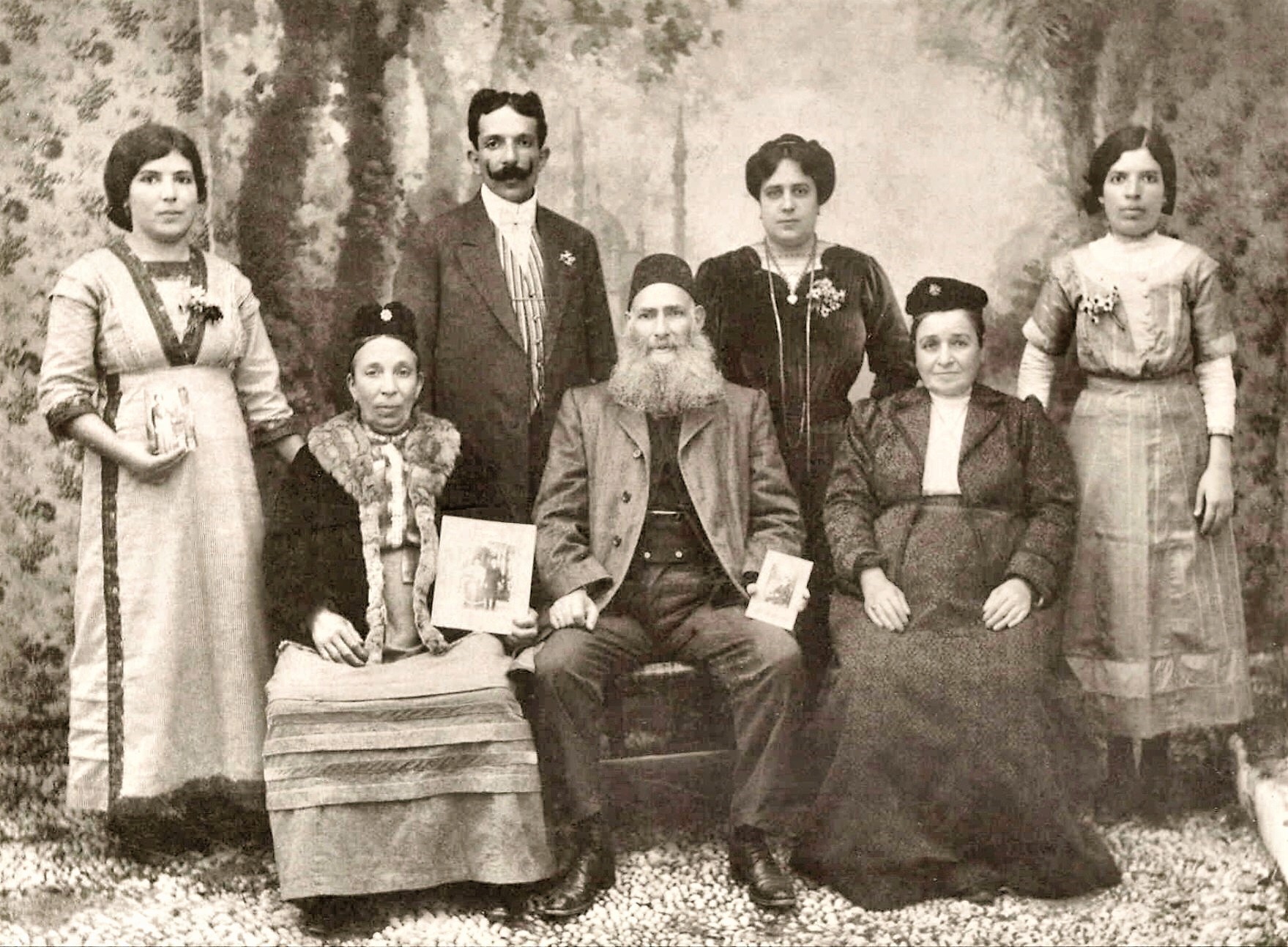 Archive photo claude_benatar_collection_victor_haim_israel_470223951_10170605632245346_7357681670912902825_n.jpg