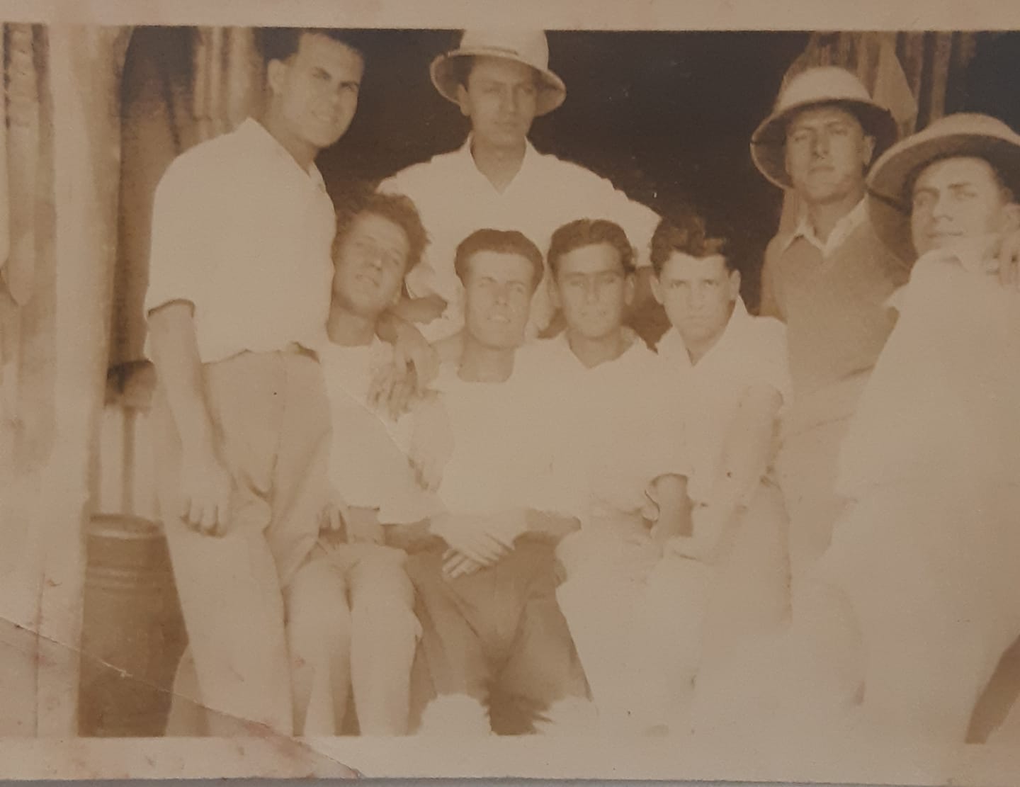 Archive photo franco_deborah_collection_90759681_10159522051093136_435921227580702720_n.jpg